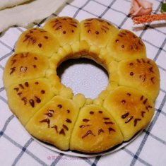 淡奶油龙猫挤挤面包的做法