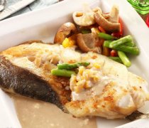 【银鳕鱼和鳕鱼的区别】香煎银鳕鱼的做法-真鳕鱼和银鳕鱼的区别