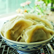 【芹菜饺子馅怎么做好吃】芹菜饺子的营养价值-做芹菜饺子的注意事项