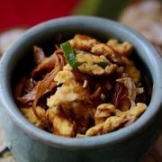 【黄花菜炒鸡蛋】黄花菜炒鸡蛋的营养价值-黄花菜炒鸡蛋的适宜人群