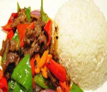【青椒牛肉盖浇饭】青椒牛肉盖烧饭的做法-制作青椒牛肉盖烧饭的技巧