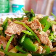 【青椒炒肉的做法】青椒炒肉的营养价值-如何选购青椒