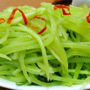 【凉拌莴笋丝怎么做】凉拌莴笋丝怎么做才好吃-哪些人适宜吃凉拌莴笋