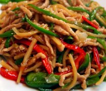 【青椒肉丝】青椒炒肉的做法-青椒炒肉丝