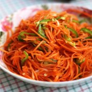 【炒胡萝卜的做法】炒胡萝卜的功效与作用-孕妇可以吃炒胡萝卜吗