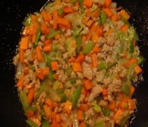 【胡萝卜炒肉末】胡萝卜炒肉末的做法-胡萝卜炒肉末的营养价值