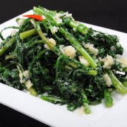【爆炒茼蒿】爆炒茼蒿的做法-爆炒茼蒿的营养价值
