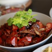 【洋葱胡萝卜炒牛肉】洋葱胡萝卜炒牛肉的功效和作用-孕妇能吃洋葱胡