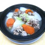 【排骨白萝卜汤的做法】排骨白萝卜汤的功效-排骨白萝卜汤的营养价值