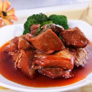 【牛肉红烧白萝卜】牛肉白萝卜汤的做法-肉如何去除膻味