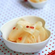 【凉拌白萝卜片】凉拌白萝卜片的做法-凉拌白萝卜片的营养价值