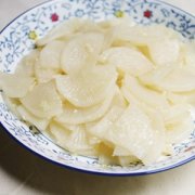 【清炒白萝卜的做法大全】清炒白萝卜的的功效-清炒白萝卜的营养价值