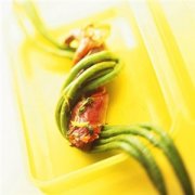 【豇豆炒茄子】豇豆炒茄子怎么做好吃-豇豆炒茄子的营养价值