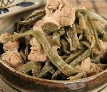 【干豇豆炖排骨】干豇豆炖排骨的做法-干豇豆炖排骨的营养