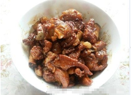 适合秋燥时补充蛋白质的好菜体不腻红烧肉